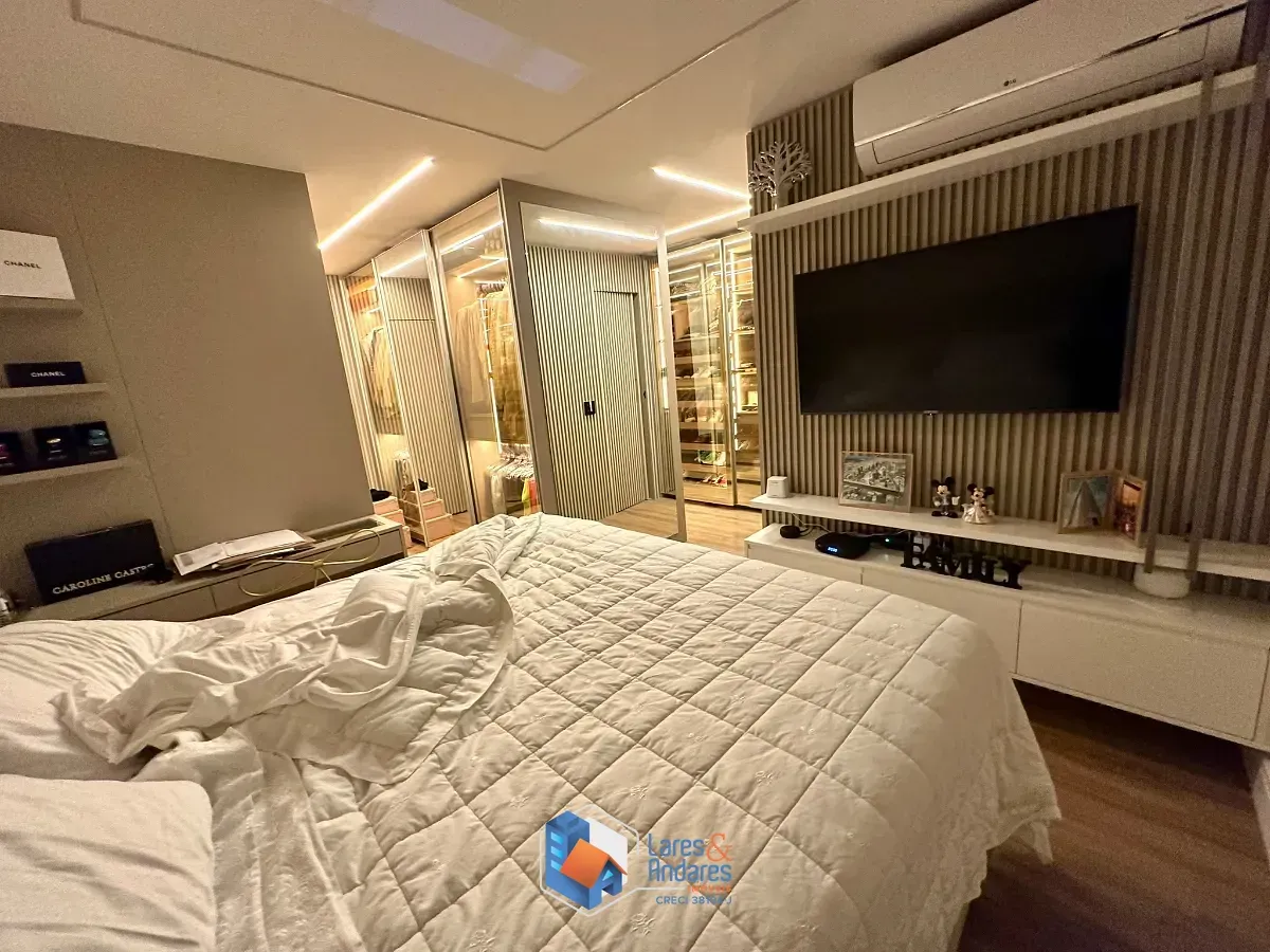 Imagem Apartamento para venda em Santana com 3 quartos, sendo 2 suítes, 196m²