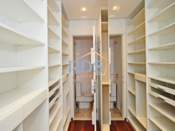 Imagem Venda ou locação de apartamento de 141m² no melhor bairro da cidade.
