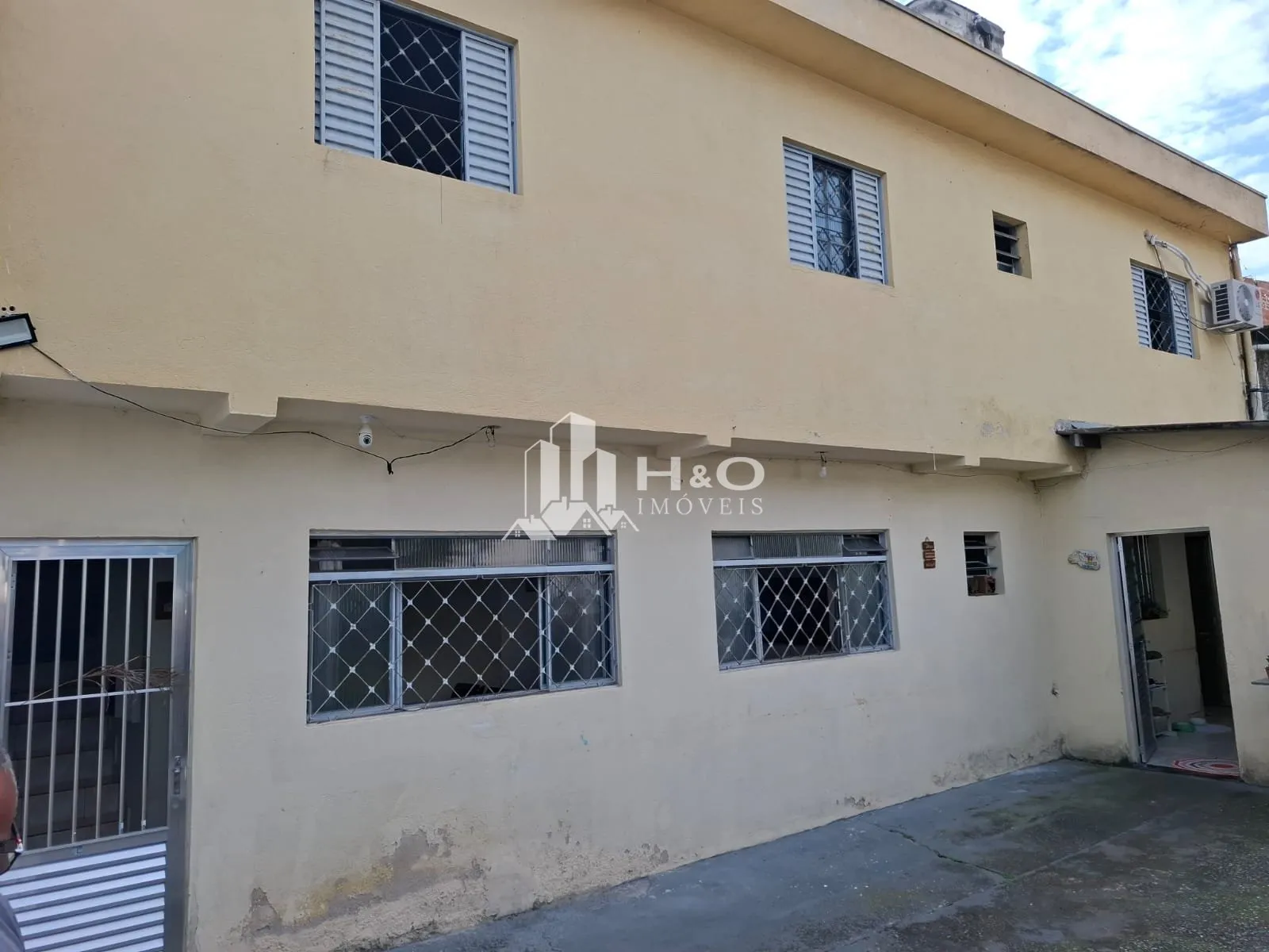 Imagem Oportunidade no Jardim Etelvina- Guaianazes - Sobrado com 260 m² de Terreno, 104 m² Construídos, 3 Dormitórios e 3 Vagas de Garagem!