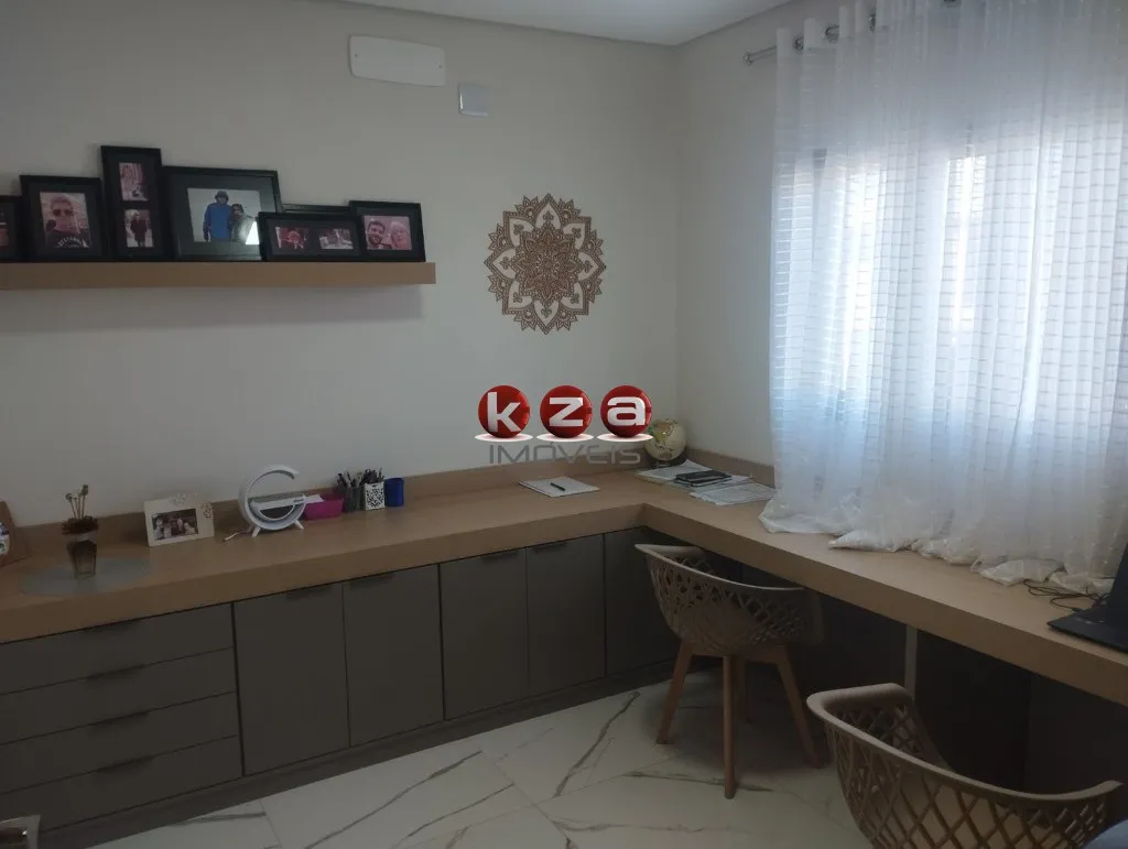 Imagem Casa em condomínio à venda em condomínio exclusivo de Valinhos-SP, 4 suítes, 2 salas e 240m² de pura sofisticação!