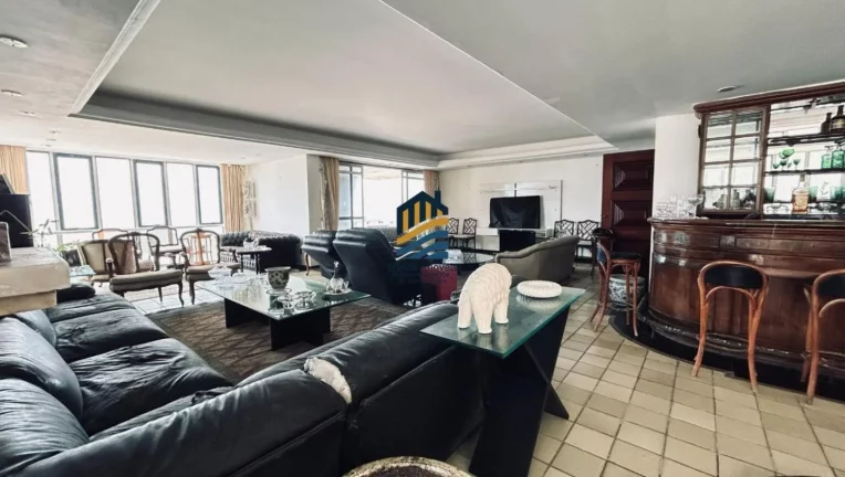 Imagem Vendo Apartamento com 370m na Beira Mar de Boa Viagem!