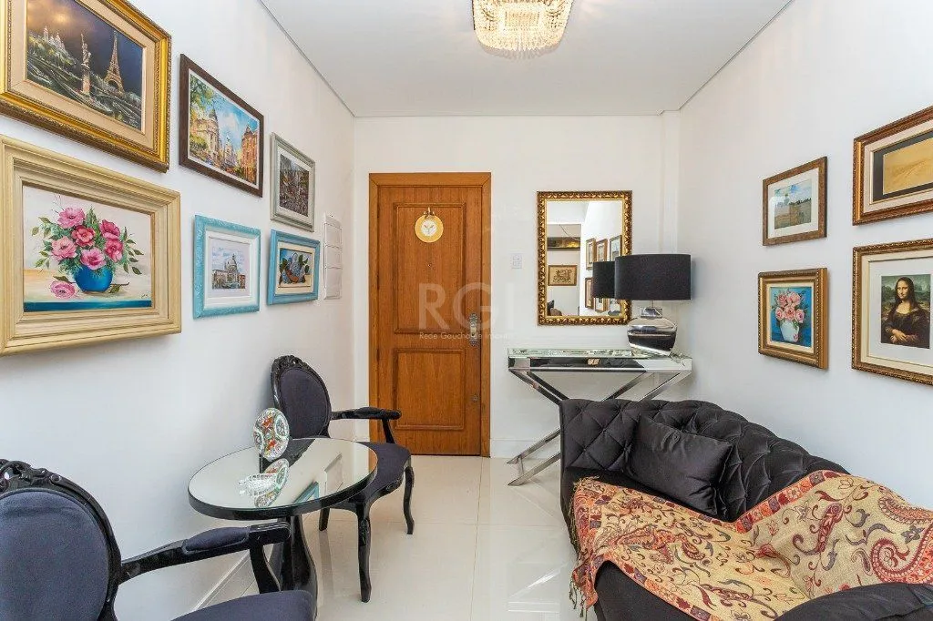 Imagem Apartamento no Centro - 2 dormitórios - reformado e mobiliado