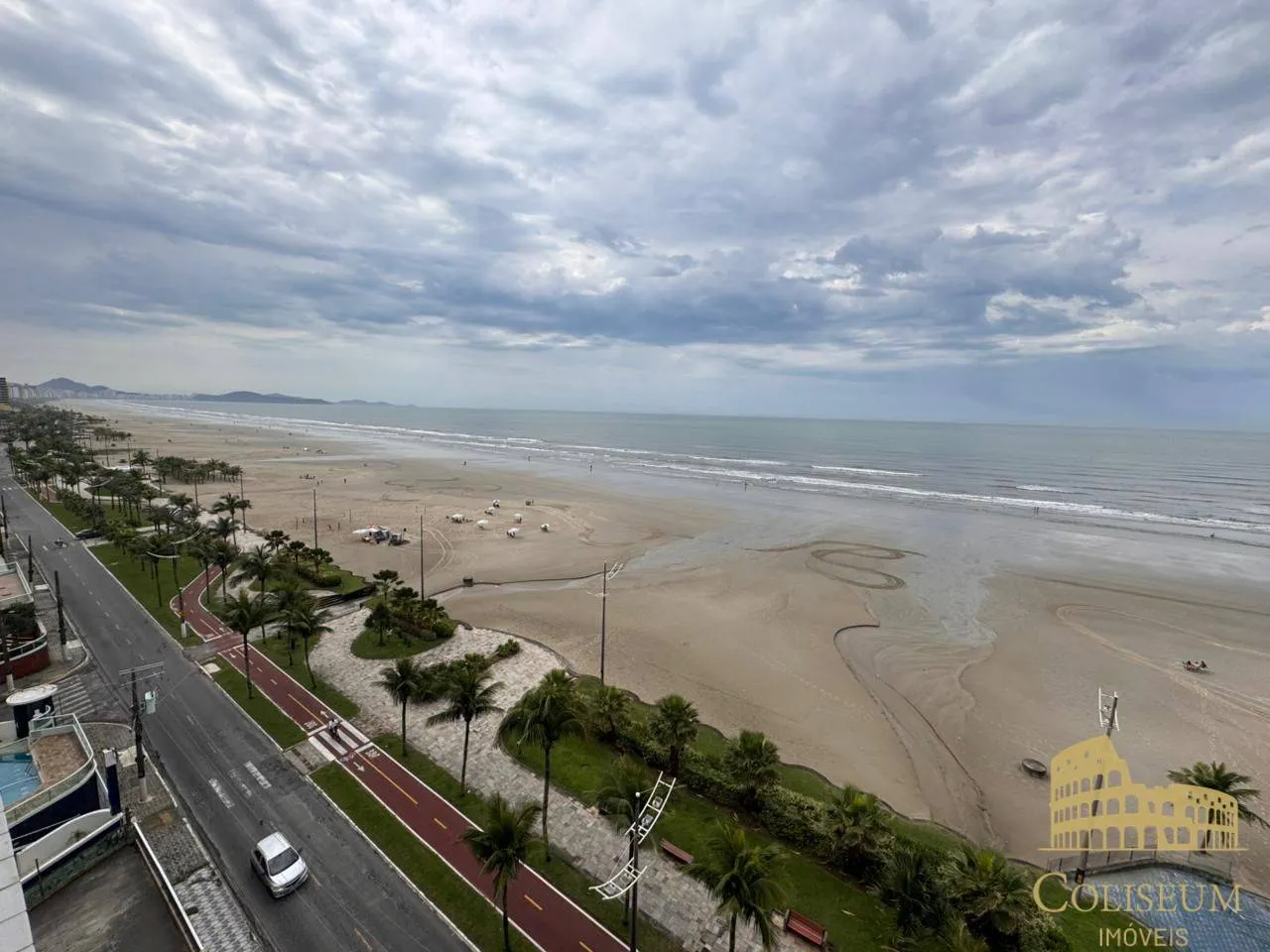 Imagem Frente Mar, Apto 2 Dorms c/1 suíte, mobiliado, 1 vaga, lazer copmpleto - Baln Maracanã