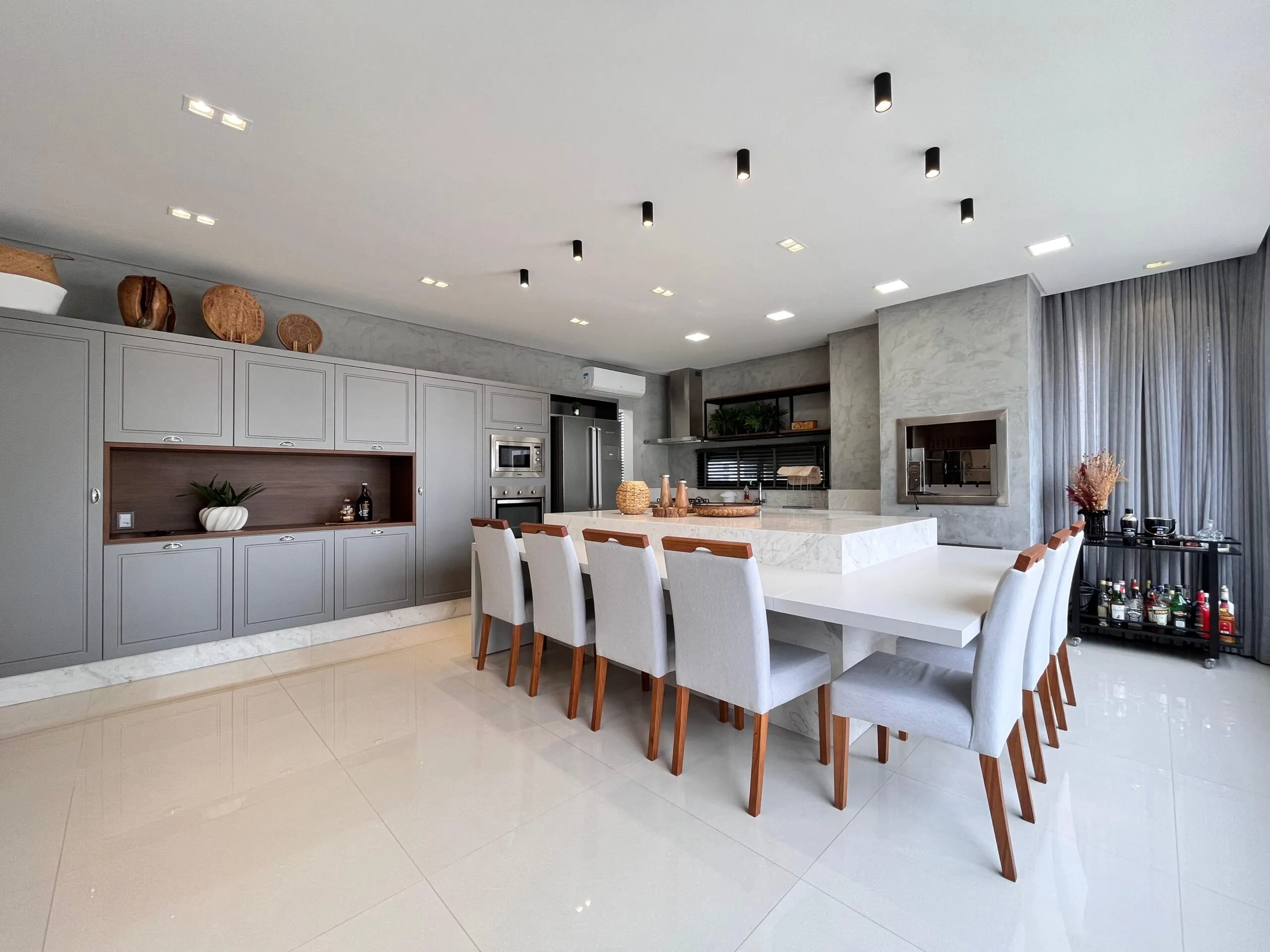 Imagem Apartamento à venda com 197m2 por R$ 3.800.000,00