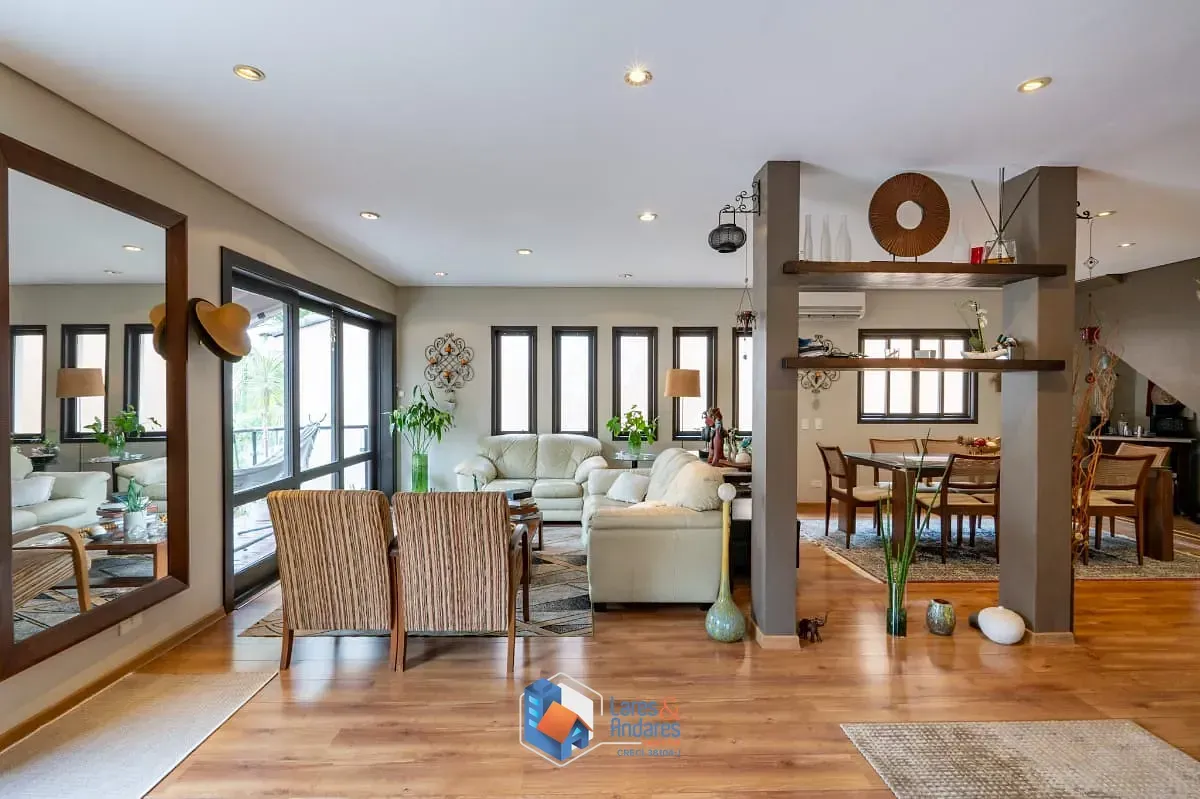 Imagem Casa para venda em Vila Suzana com 5 quartos, sendo 4 suítes, 373m²