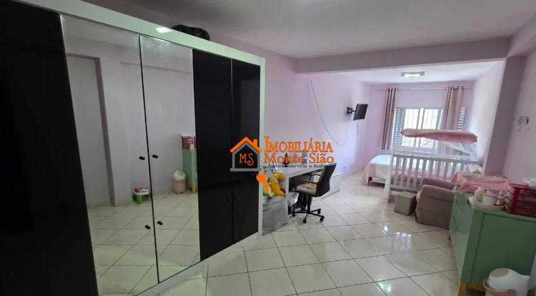 Imagem Sobrado com 4 dormitórios à venda, 285 m² por R$ 690.000 - Jardim Santa Rita - Guarulhos/SP