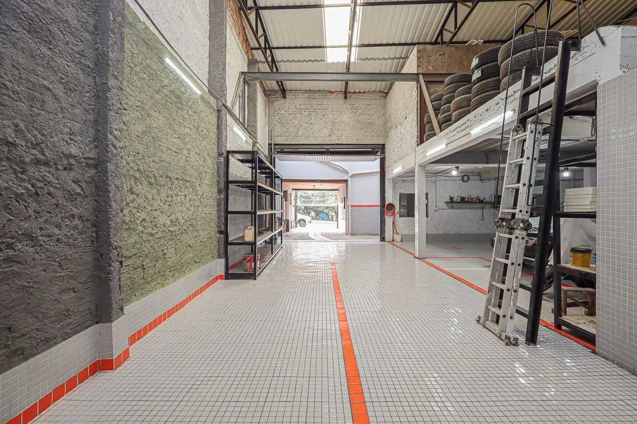 Imagem Pavilhao Comercial, Locação / Venda, 596 m², Bairro Partenon, Porto Alegre