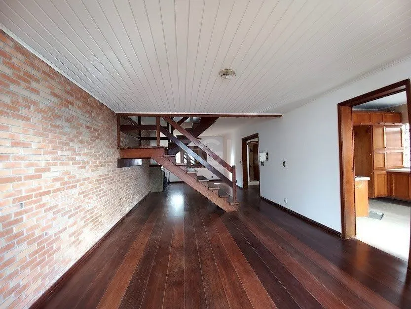 Imagem Casa para Venda - 224m², 3 dormitórios, sendo 1 suites, 3 vagas - Santana
