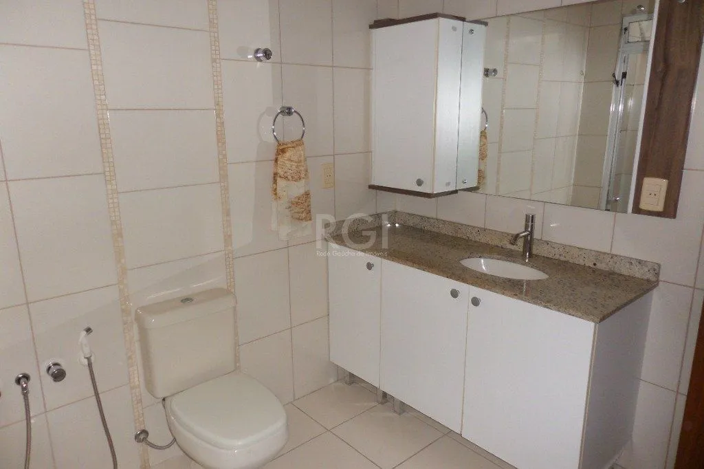 Imagem Apartamento 3 dormitórios Menino Deus Reformado e Desocupado