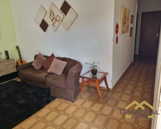 Imagem Casa com 6 Dormitórios à venda 213 m² - Louveira/SP