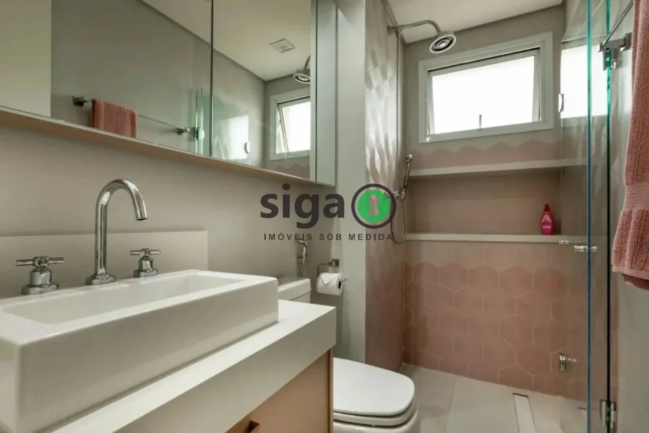 Imagem Apartamento para venda em Moema! com 3 suítes e 4 vagas de garagem.