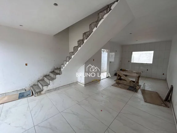 Imagem Casa à Venda em Betim, no Bairro Tiradentes
