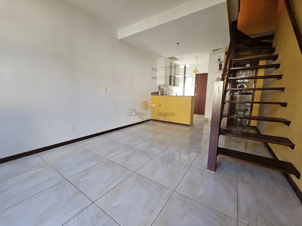 Imagem Casa em Condomínio para Venda em Teresópolis / RJ no bairro Parque do Imbui