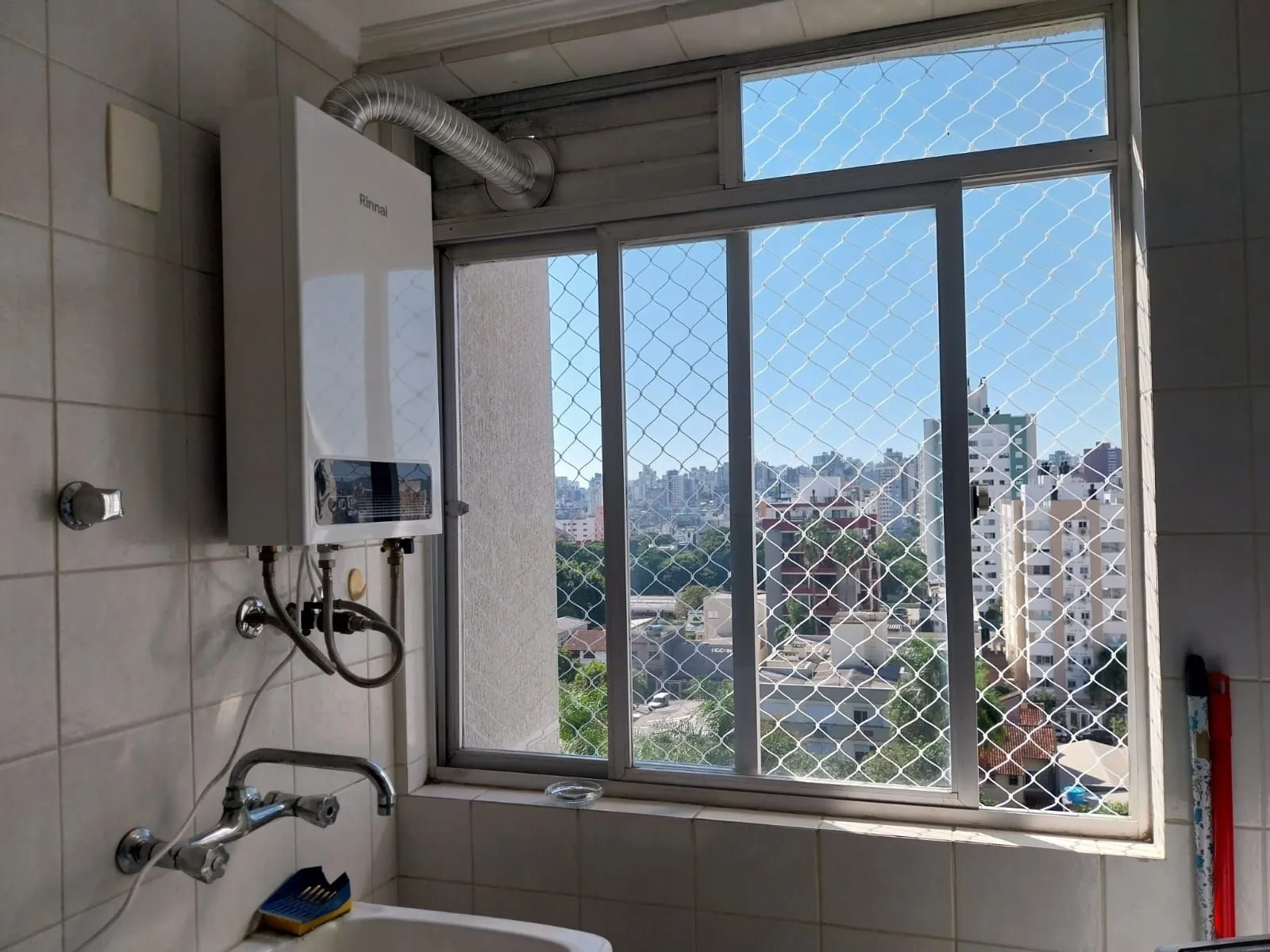 Imagem Apartamento de 2 dormitórios com vaga de garagem e sacada no Bairro Santana
