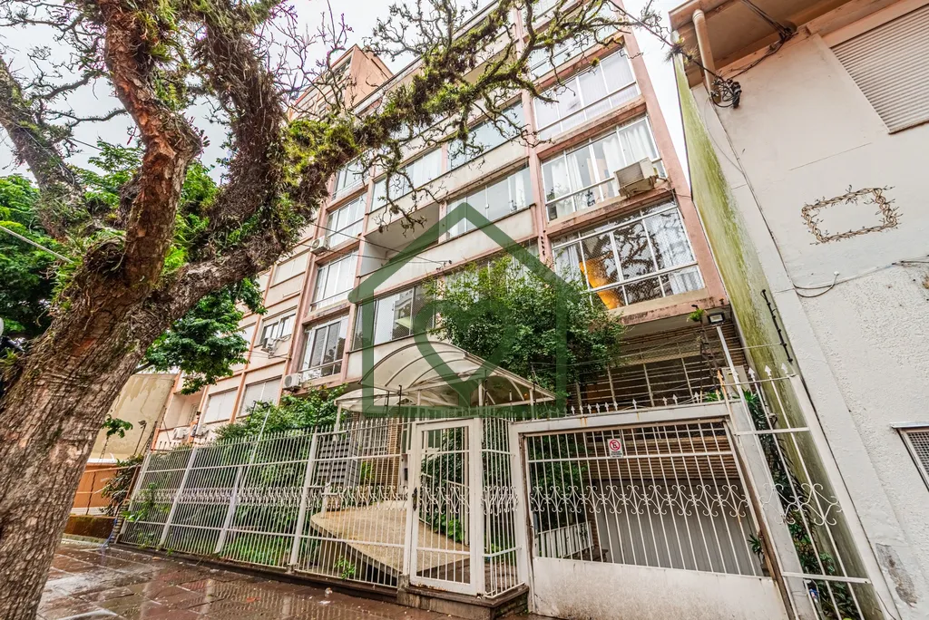 Imagem Excelente apto totalmente reformado no coração do bairro Bom Fim. 
 
Imóvel de frente com vista d...