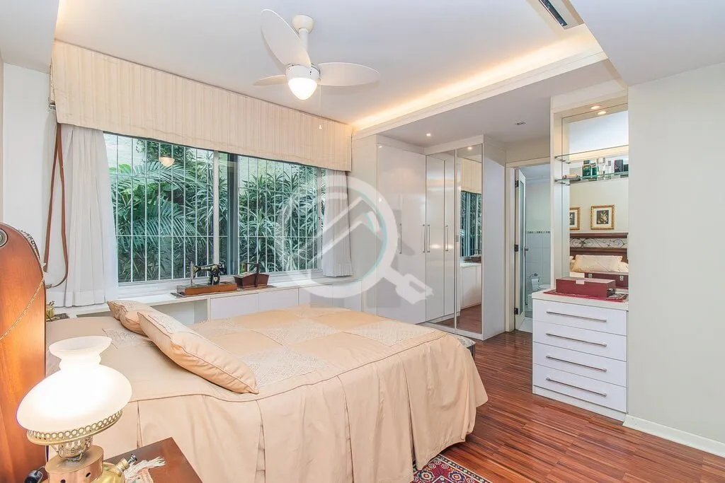 Imagem Apartamento na Bela Vista com 153m2, 3 quartos, amplo social com lavabo,gabinete, copa-cozinha, suí...