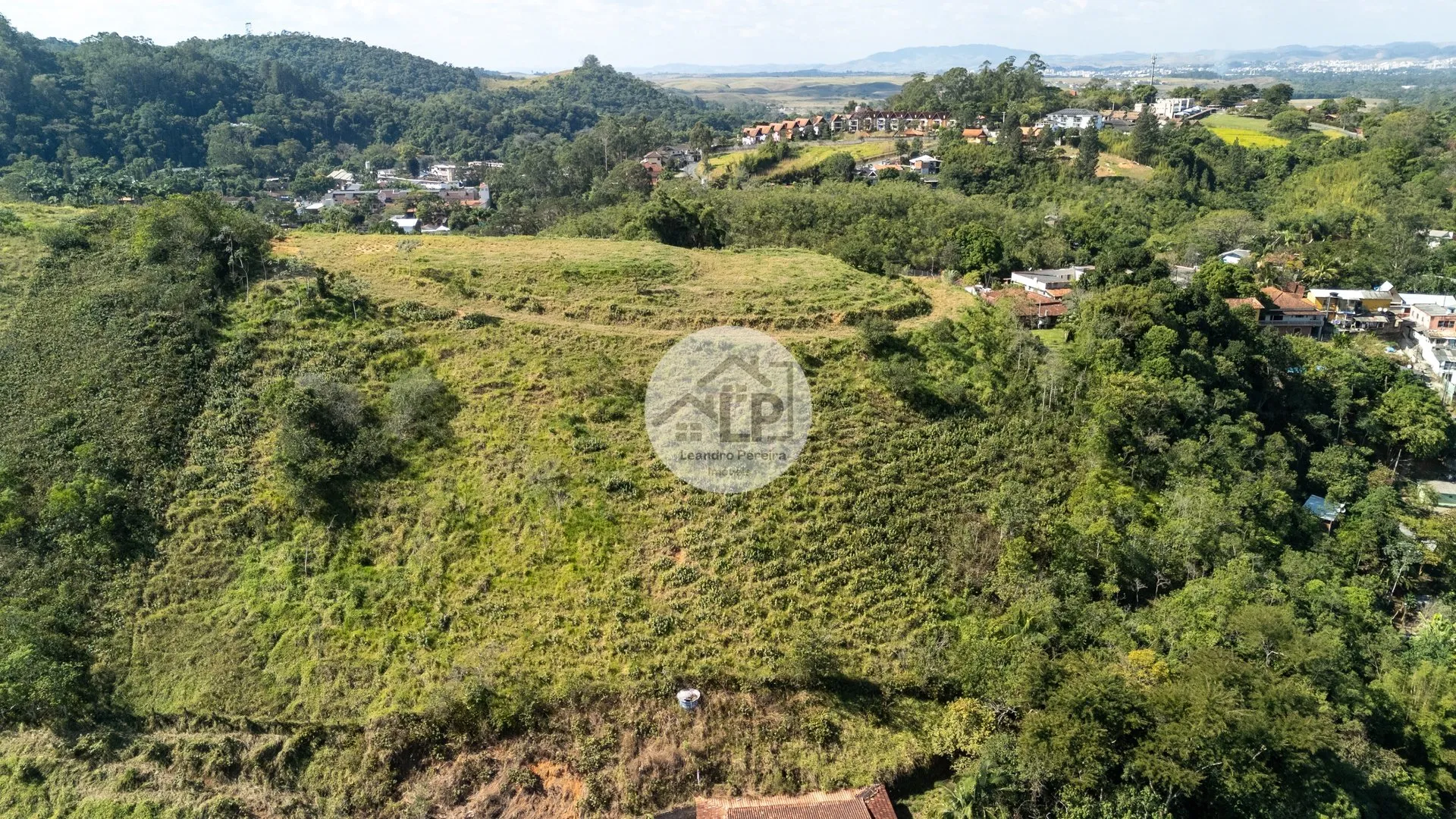 Imagem Lote/Terreno de 11000m² no bairro Penedo, em Itatiaia