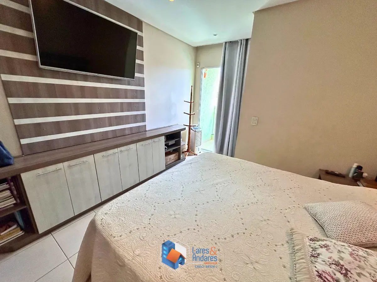 Imagem Sobrado para venda em Jardim Triana com 3 quartos, sendo 1 suíte, 102m²