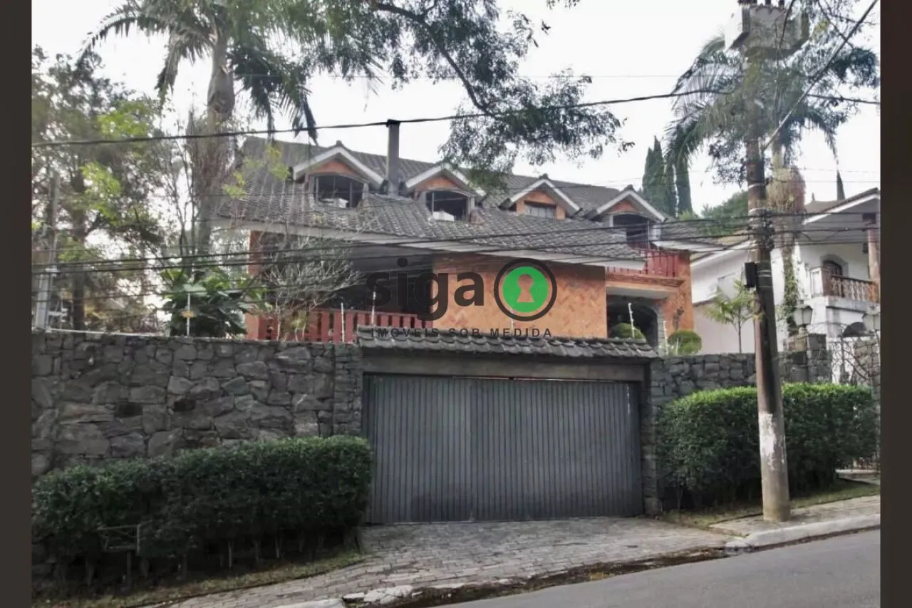 Imagem Casa a venda de 700 metros 6 dormitórios sendo 4 suítes 4 salas 9 vagas no Guedala