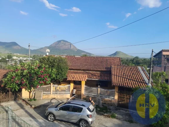 Imagem Vendo linda casa no condomínio "Itaipuaçú Ville" com uma vista incrível!