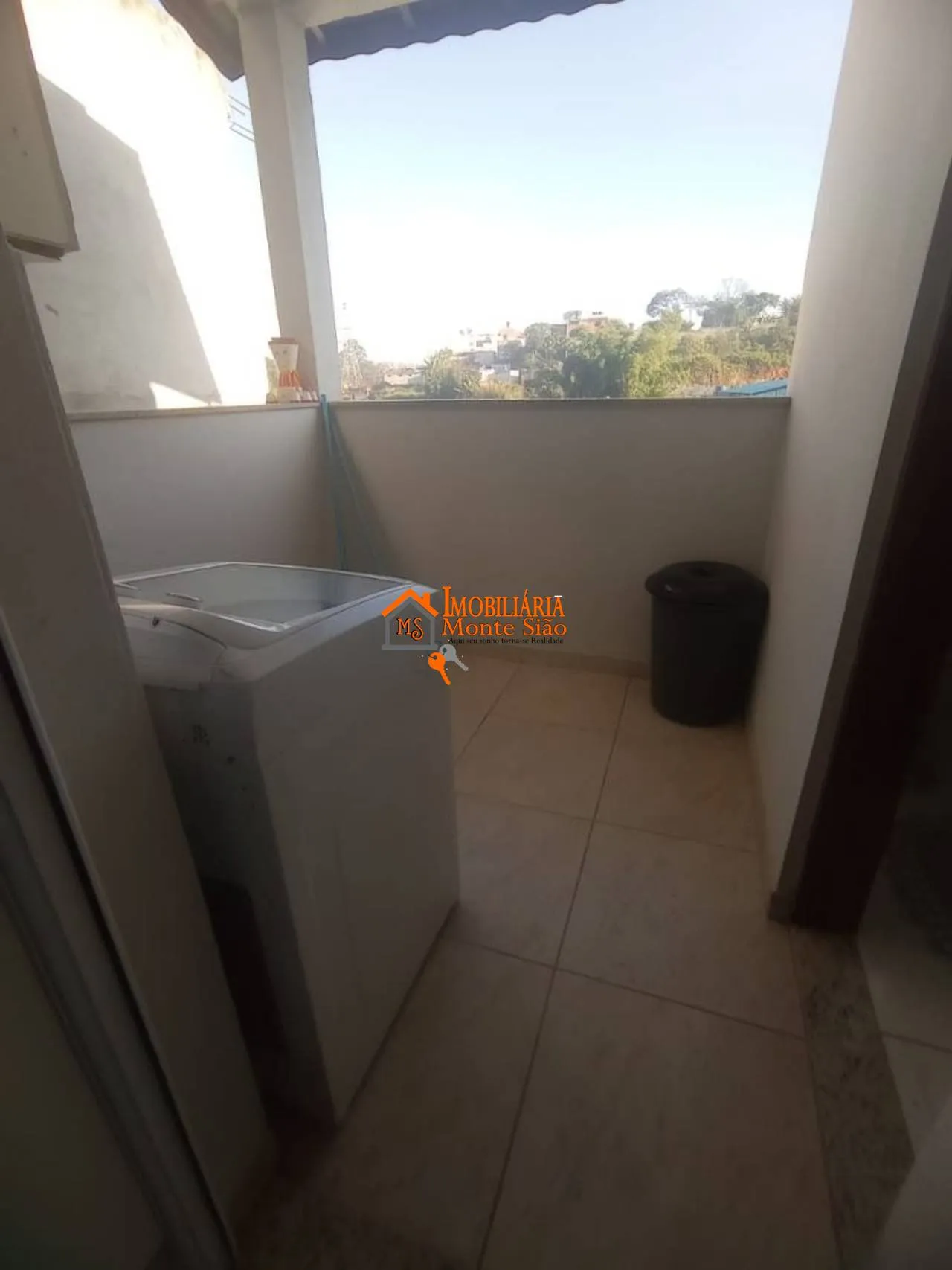 Imagem Sobrado com 2 dormitórios à venda, 100 m² por R$ 390.000,00 - O Pequeno Coração - Itaquaquecetuba/SP
