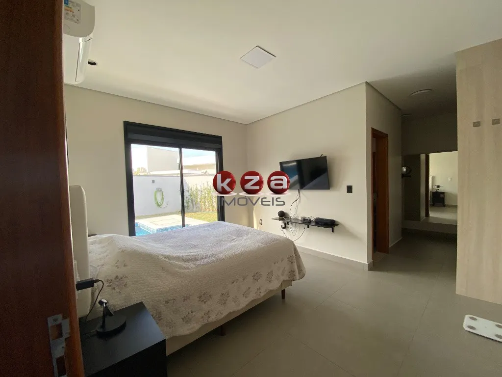 Imagem Magnífica Casa à Venda e Permuta em Valinhos-SP, Condomínio Vila do Sol: 3 Suítes, 3 Salas, 4 Vagas, 206 m²!