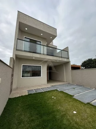 Imagem SOBRADO COM PISCINA, 3 QUARTOS SENDO SUÍTE, BARRA DO SAÍ
