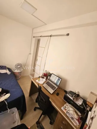 Imagem Casa à venda em Osasco-SP, bairro Santa Maria: 2 quartos, 1 banheiro, 2 vagas de garagem, 125m² de área. ¡Agende sua visita!
