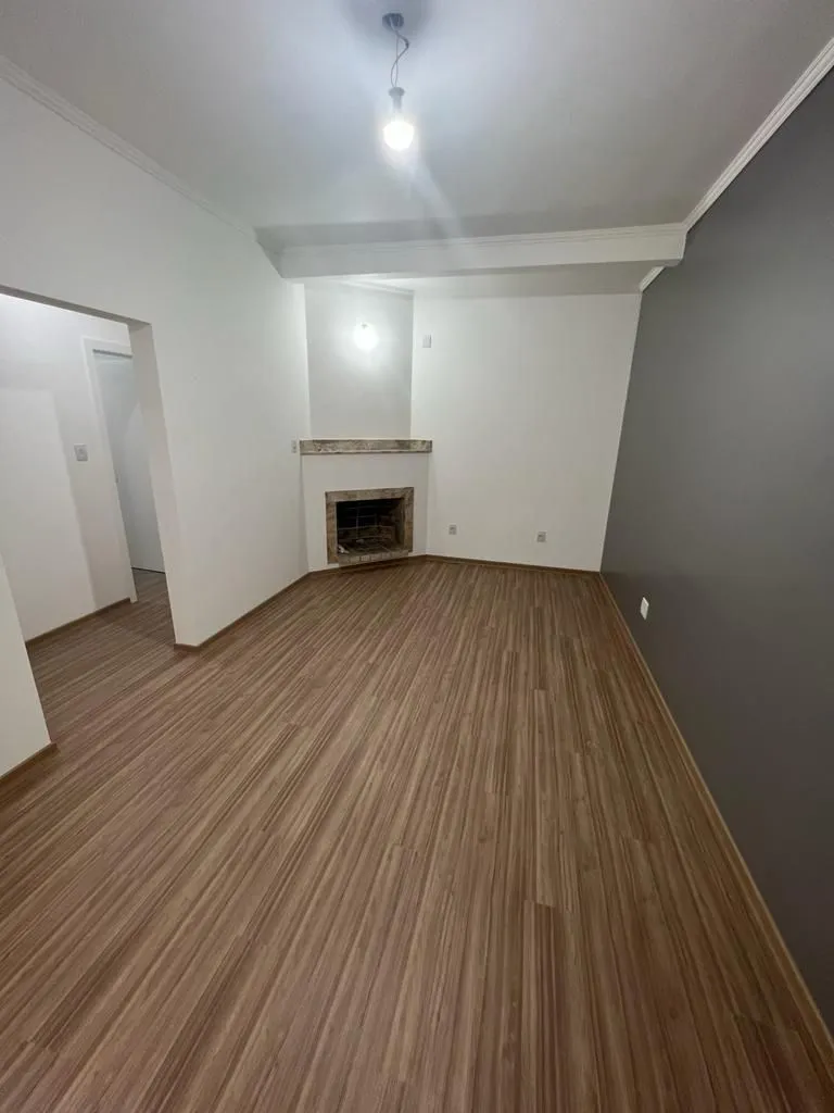 Imagem Apartamento GARDEN de 2 dormitórios Reformado. Próximo a 24 de Outubro.