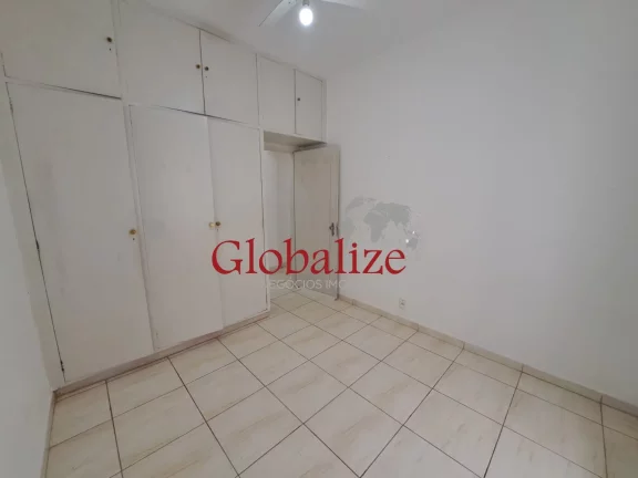 Imagem Apartamento com Sacada à venda R$ 283.000,00 no Bairro Jose Menino em Santos- SP