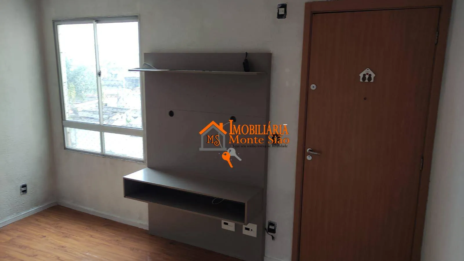 Foto do imóvel Apartamento com 2 dormitórios à venda, 46 m² por R$ 250.000,00 - Água Chata - Guarulhos/SP