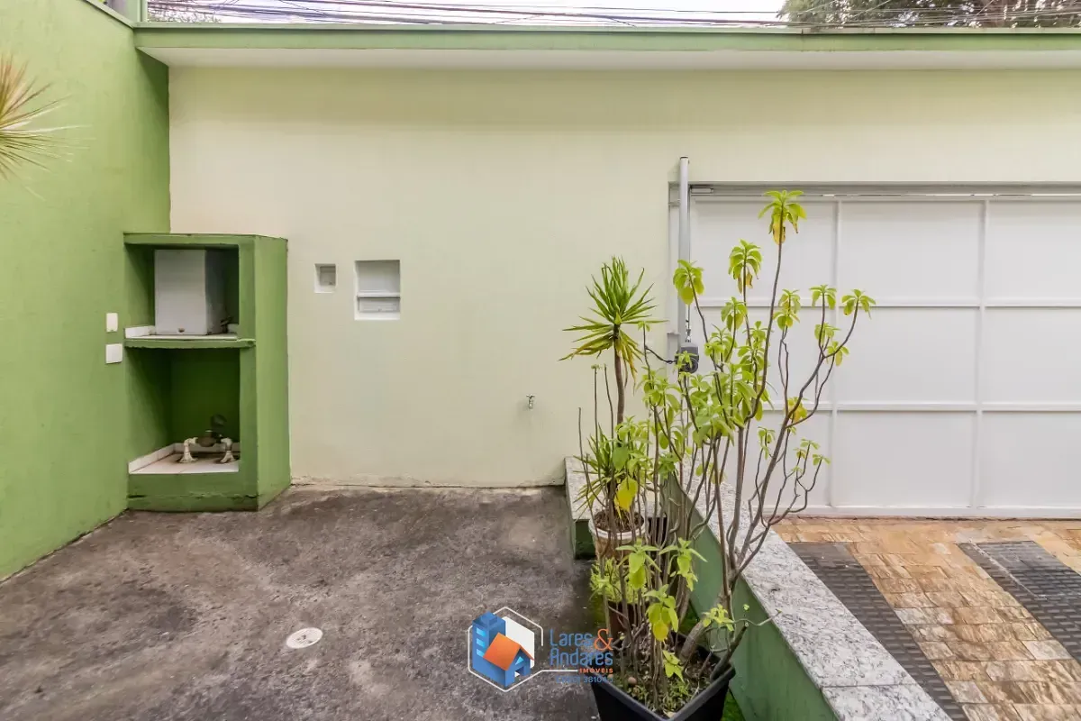 Imagem Sobrado para venda em Jardim Maria Estela com 3 quartos, sendo 3 suítes, 500m²