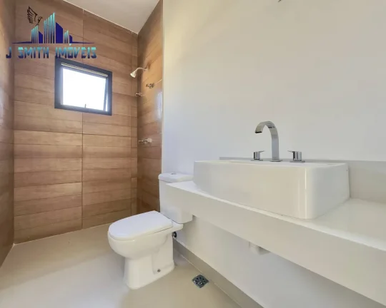 Imagem CASA TÉRREA, NOVINHA!! 245m², PISCINA. CÔMODOS GRANDES. CONDOMÍNIO FECHADO.