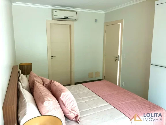 Imagem Casa com 2 suítes à venda em Condomínio em Santo Amaro da Imperatriz