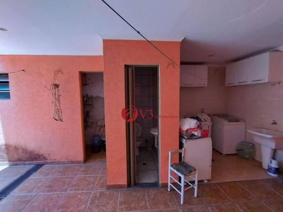 Imagem Sobrado para locação na Cidade Patriarca 5 Dormitórios sendo 1 Suíte, Hidro, 2 Vagas, 200 m
