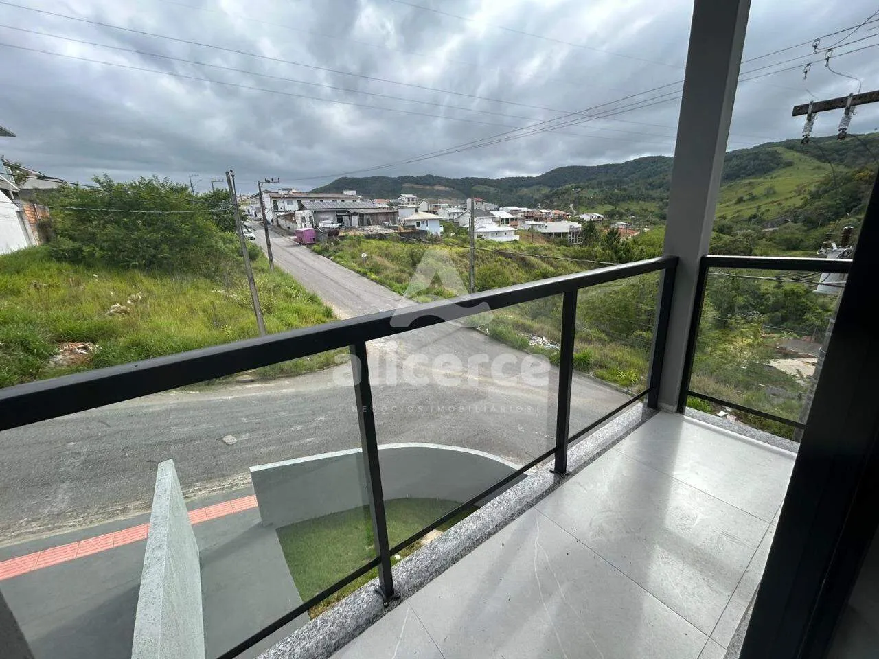 Imagem Sobrado à venda com 2 quartos , 47m² em Bela Vista Palhoça