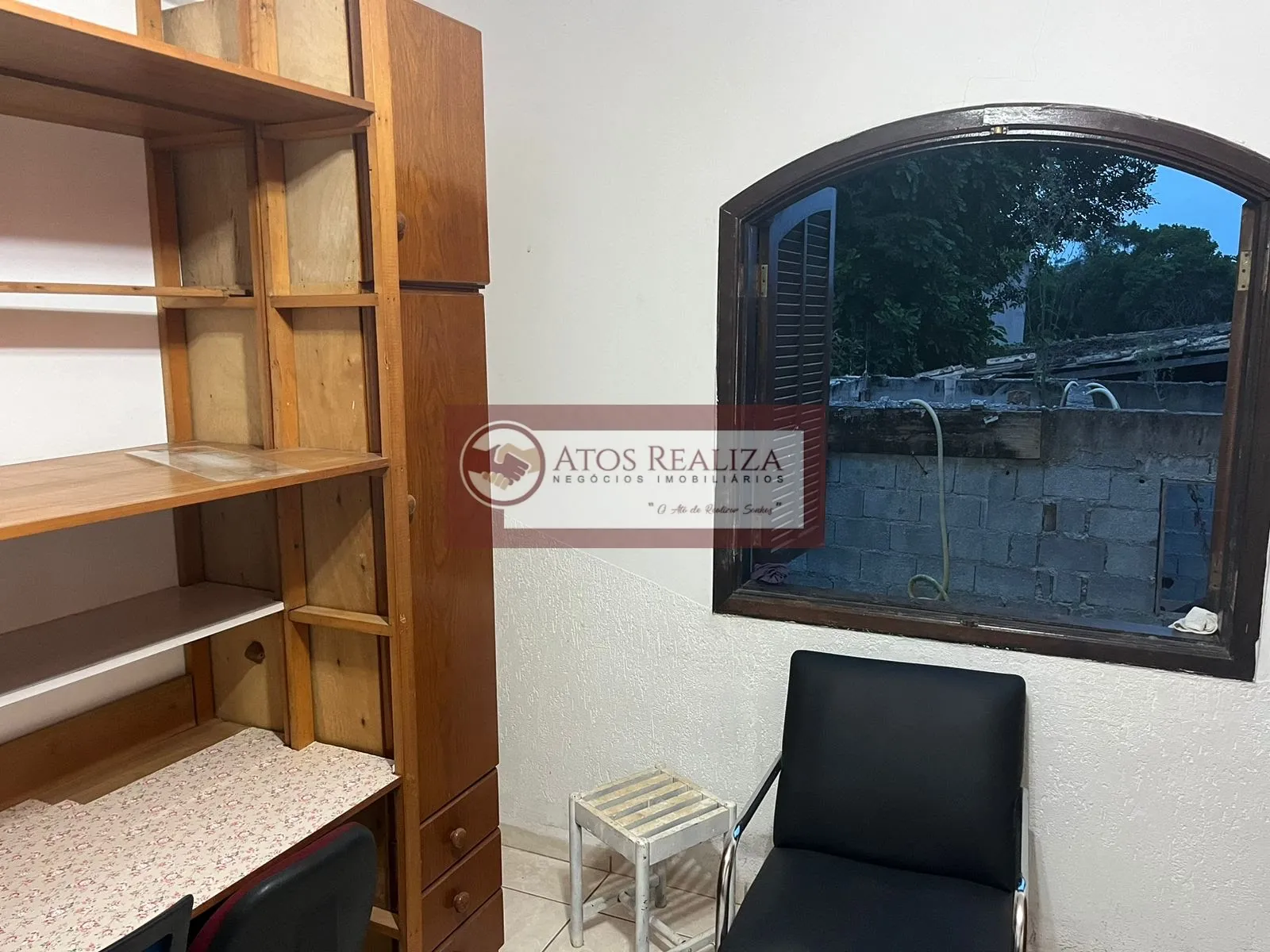 Imagem Casa Térrea com Piscina para Alugar no Jardim das Palmeiras SP
