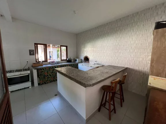 Imagem CASA BOMBAÇA COM SALÃO DE EVENTOS