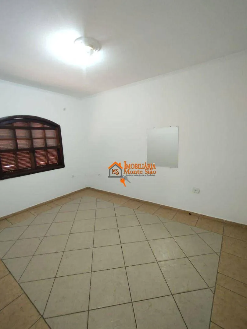Imagem Sobrado com 3 dormitórios à venda, 200 m² por R$ 900.000,00 - Jardim Santa Clara - Guarulhos/SP