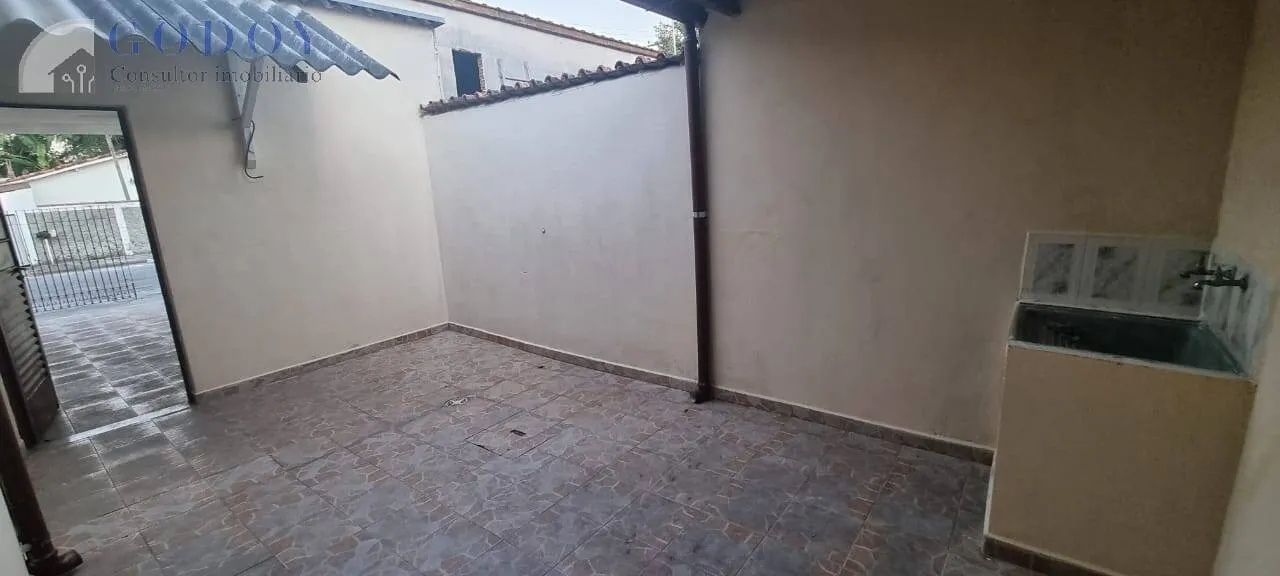 Imagem Casa para Locação 2 Quartos, 2 Vagas, 150M², Jardim Boa Vista, Pindamonhangaba - SP