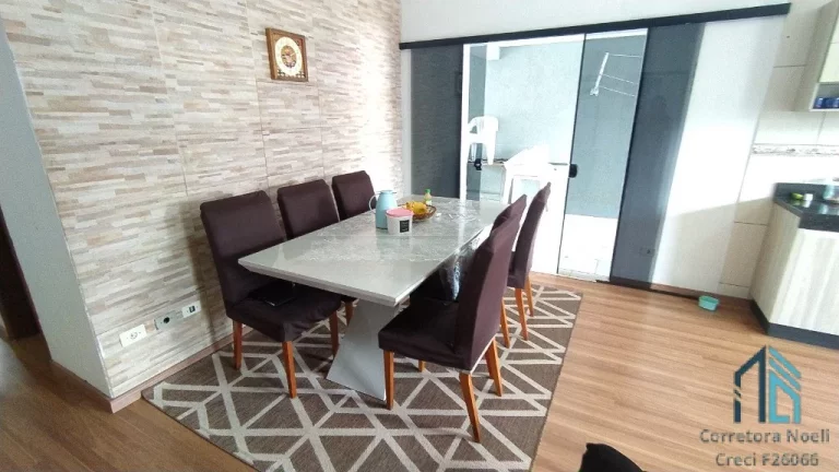 Imagem (PERMUTA) Casa a venda, 03 quartos c/suíte, ático, com amplo espaço nos fundos, no Campo Pequeno em Colombo PR