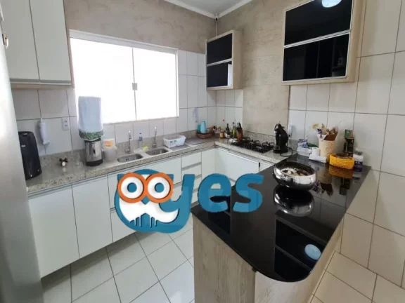 Imagem Casa Triplex em Lauro de Freitas