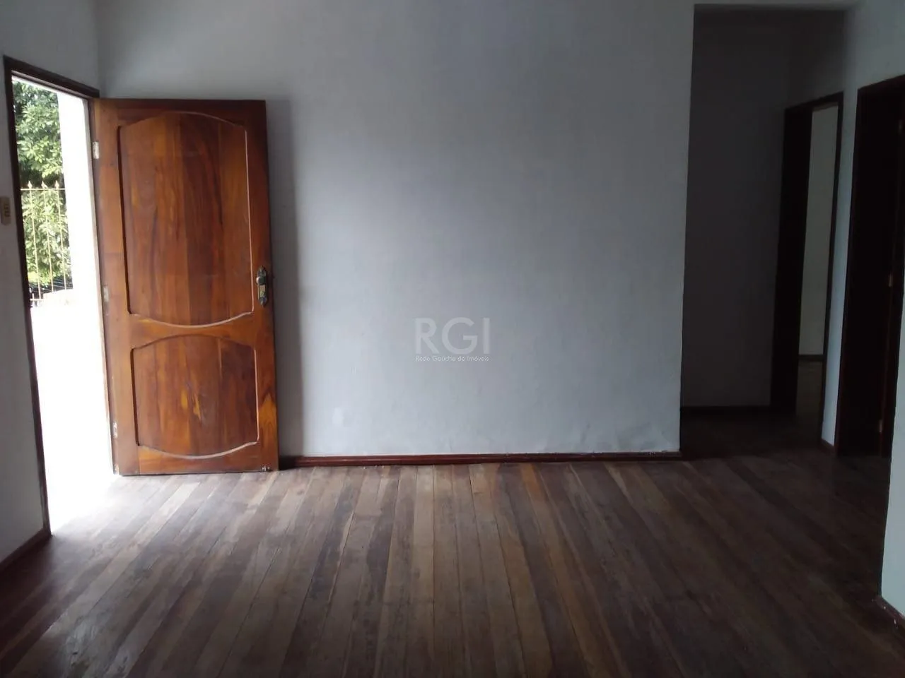 Imagem Casa 3 dormitórios, sendo 1 suites, 2 vagas - Medianeira, Porto Alegre/RS