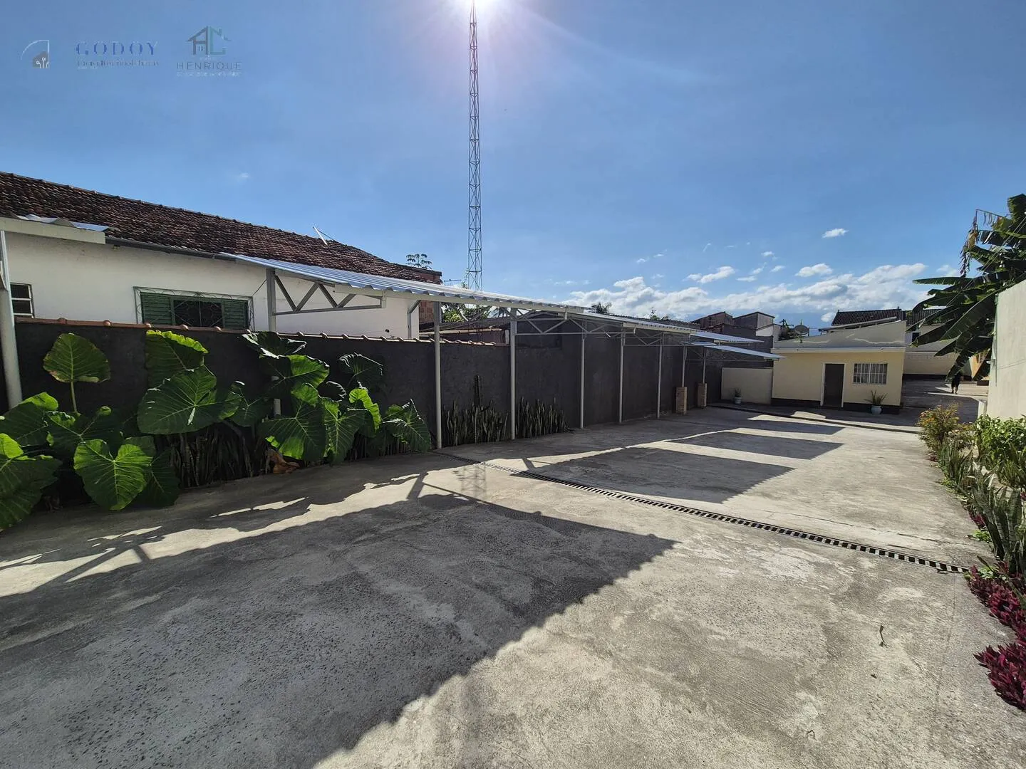 Imagem Casa para Locação com Suíte e Vaga Coberta no Boa Vista