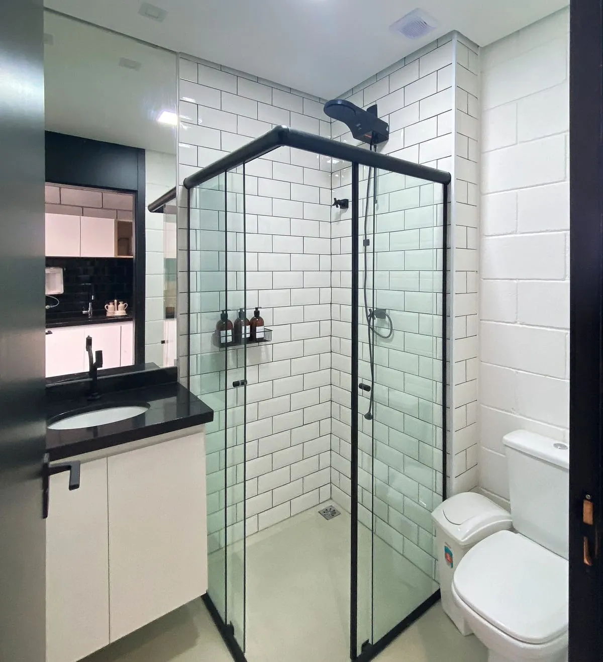 Imagem Apartamento com 1 Quarto para alugar, 30m² - Lapa