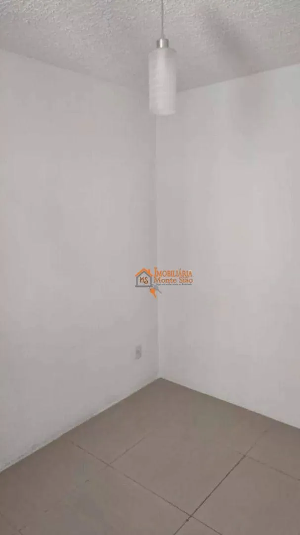 Imagem Apartamento com 2 dormitórios à venda, 42 m² por R$ 225.000,00 - Água Chata - Guarulhos/SP
