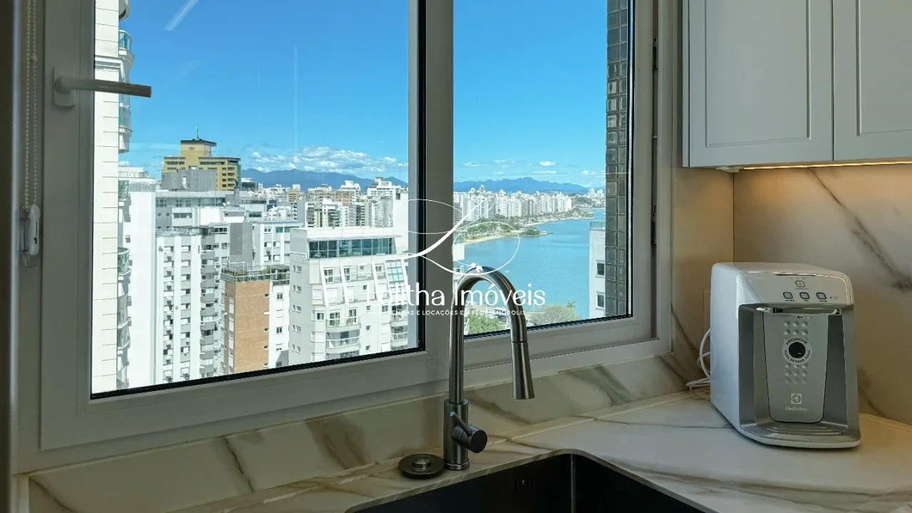 Imagem COBERTURA DUPLEX Á VENDA COM 244,00M² NA AGRONÔMICA - FLORIANÓPOLIS/SC