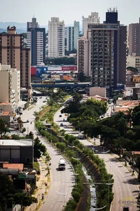 Imagem Casa térrea com 2 quartos e 2 vagas cobertas à venda - Vila Liberdade - Jundiaí