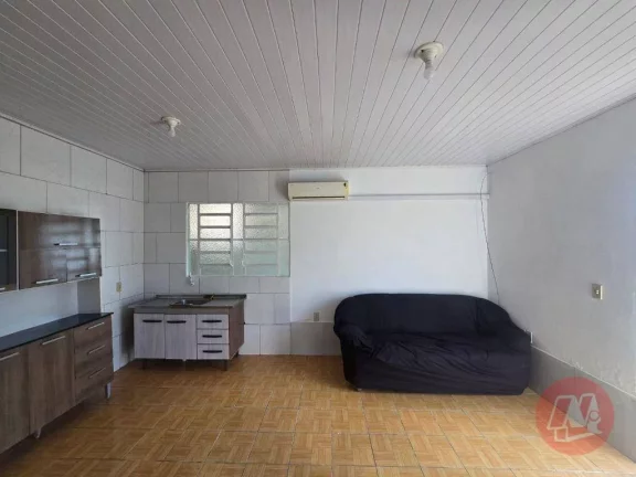 Imagem Casa com 2 dormitórios para alugar, 58 m² por R$ 1.615,00/mês - Medianeira - Porto Alegre/RS