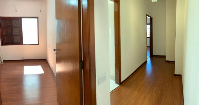 Imagem Casa com 3 Quartos à Venda, 300 m² em Vila Monumento - São Paulo